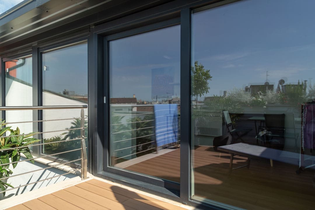 Ușă Culisantă din PVC Paysage Smart Slide 4Stars închisă