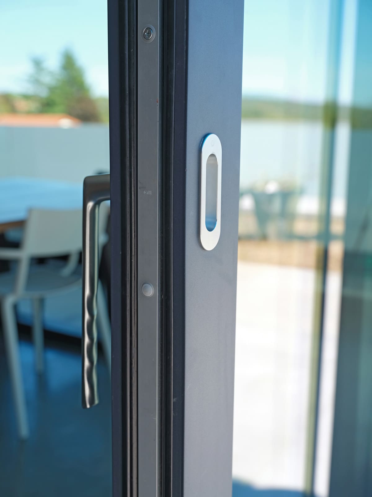 Zoom-coulissant-poignee-coquille