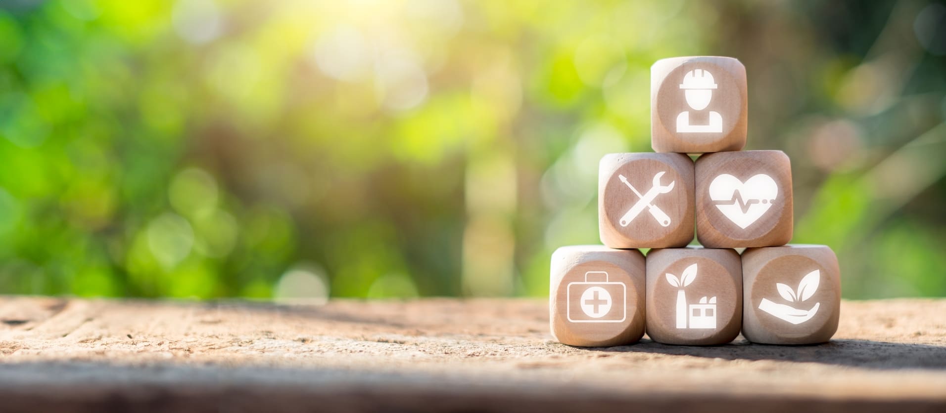 Hse,,Health,Safety,Environment,Concept,,Wooden,Block,On,Desk,With